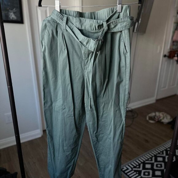 New Day Green Pants - Picture 1 of 3